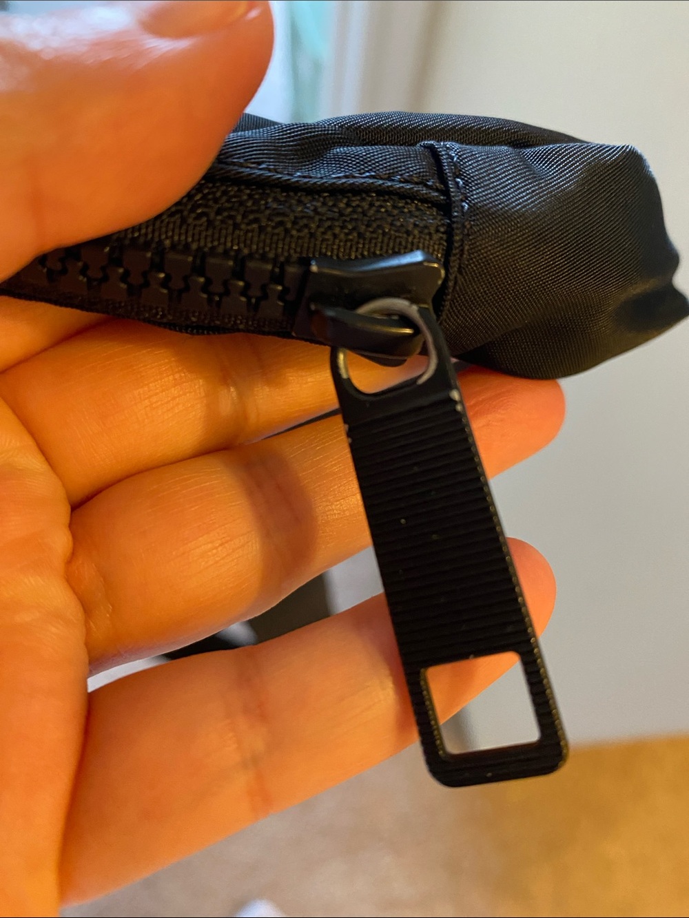 lululemon athletica Black Crossbody Belt Bag - Picture 3 of 3